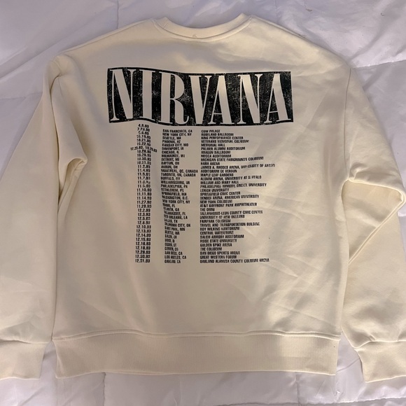 *NWOT* NIRVANA Crew Neck Sweatshirt 🔥 - Picture 2 of 4